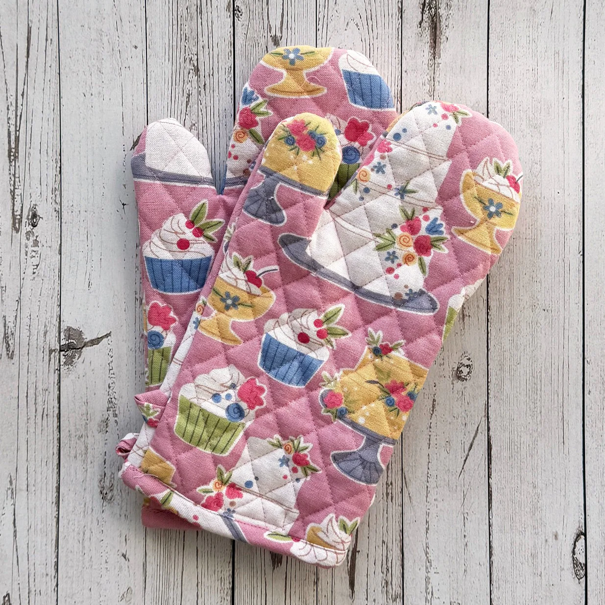 Cake Shop Mitt, Set of 2