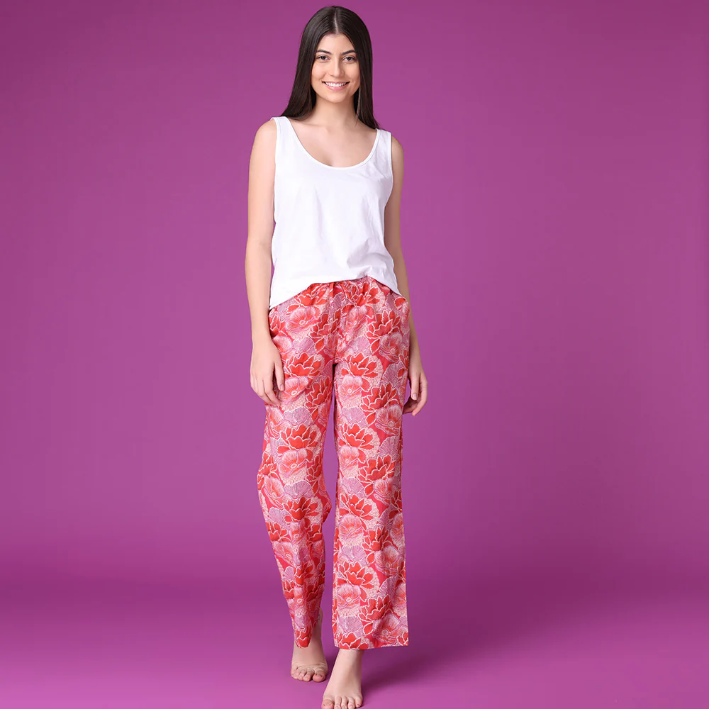 Gina Pant in a bag - Image 3