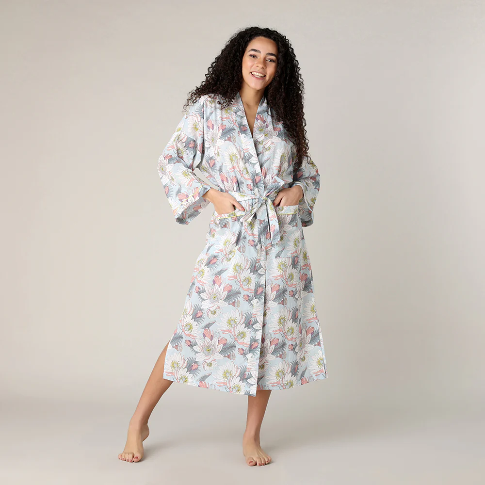 Gwen Robe - Image 4