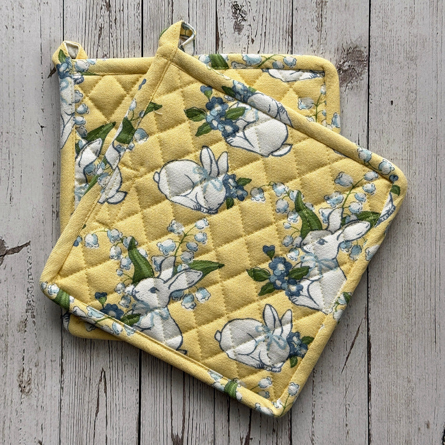 Meadow Bunny Pot Holder, Set of 2 - Image 2