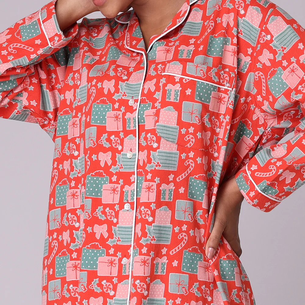 Presents Nightshirt - Image 2