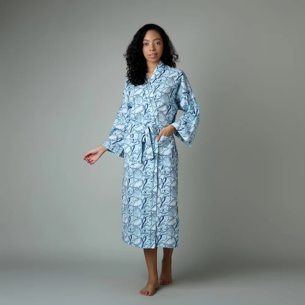Shells on the Beach Robe - Image 3