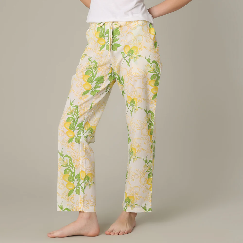 Sorrento White Pant in a bag